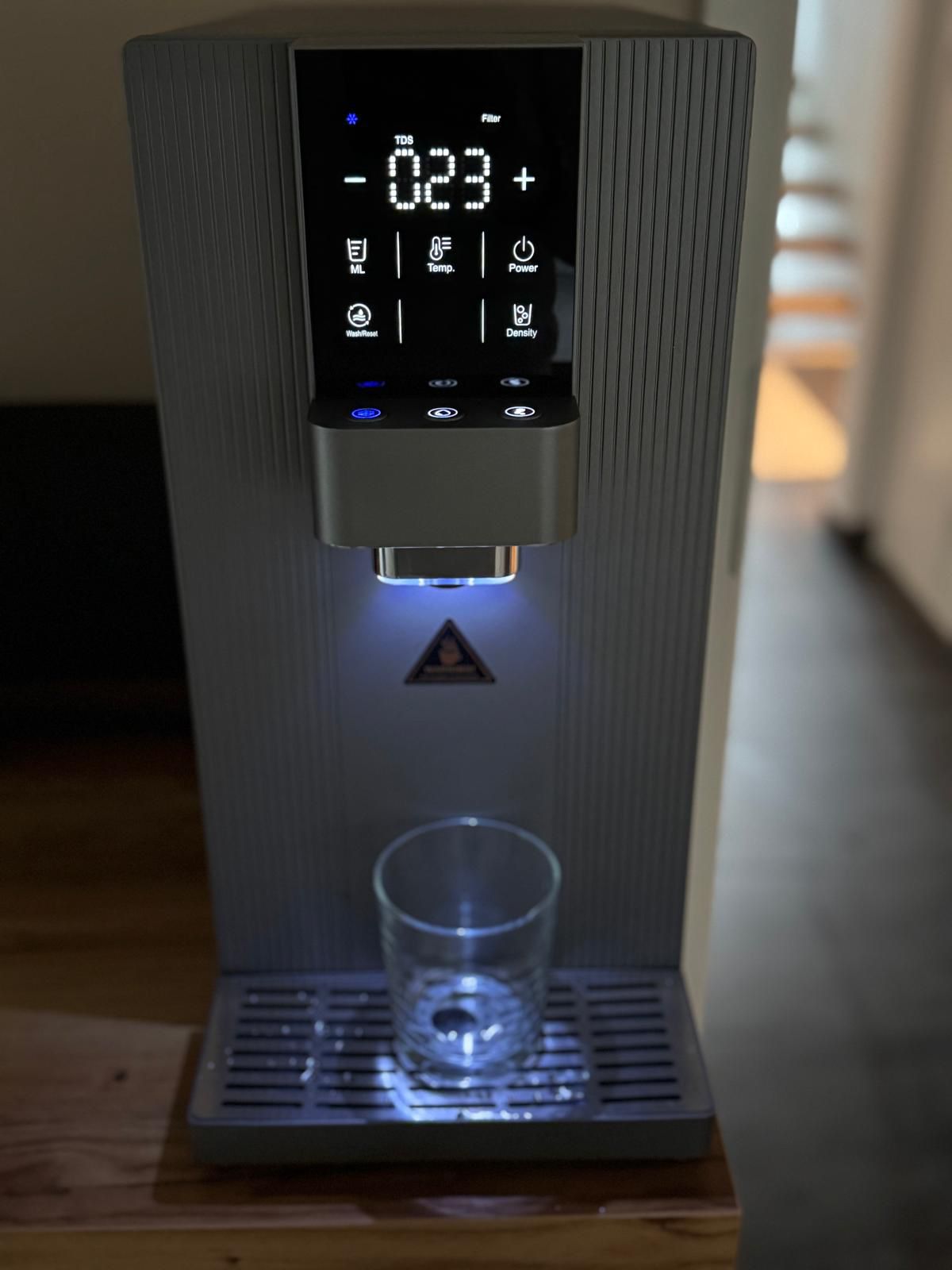 Aqua-Sparkling auftisch Wasserspender-Sebil (heiß,kalt-soda)